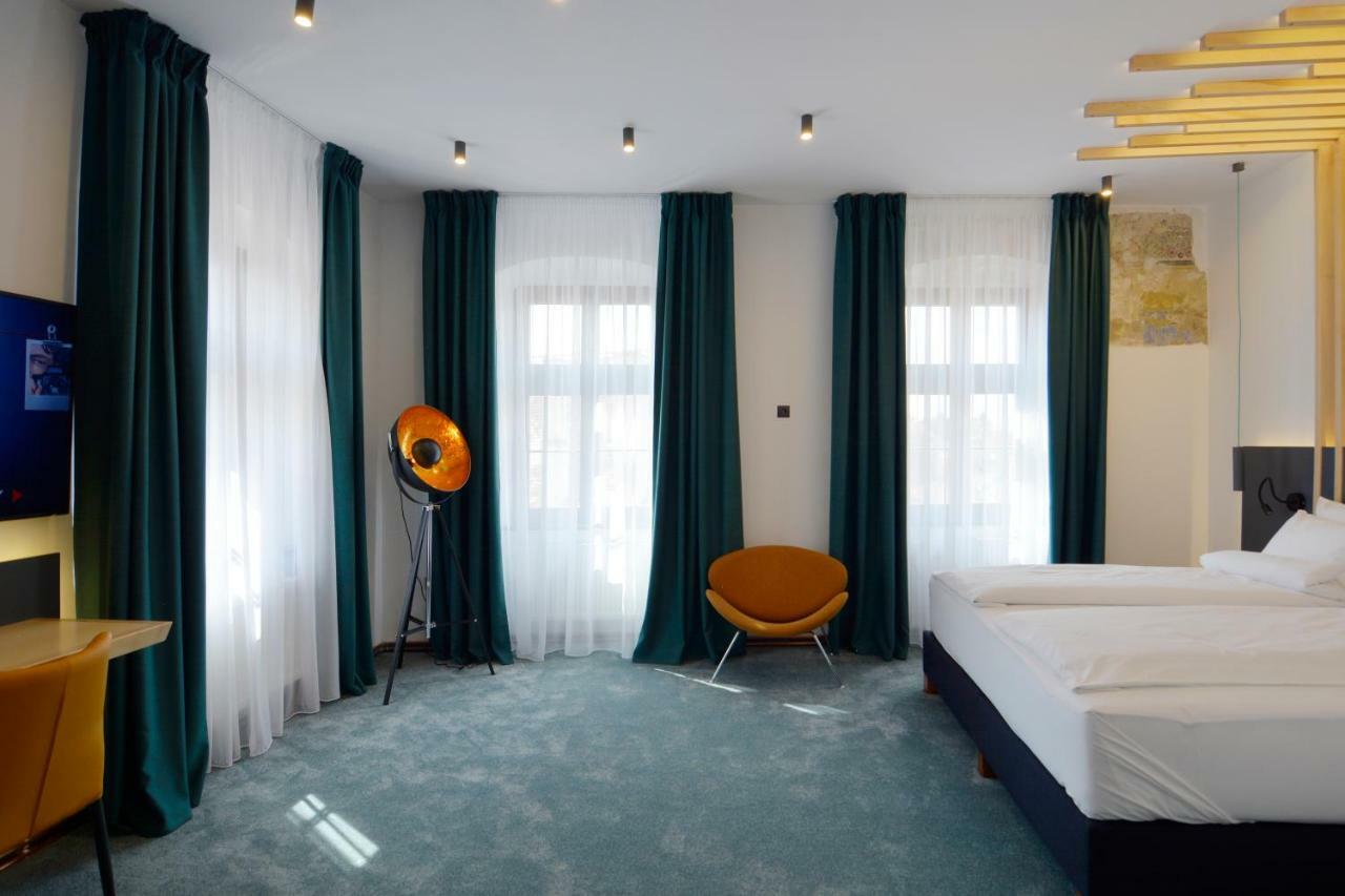 Kleines Hotel Nagyszeben Kültér fotó