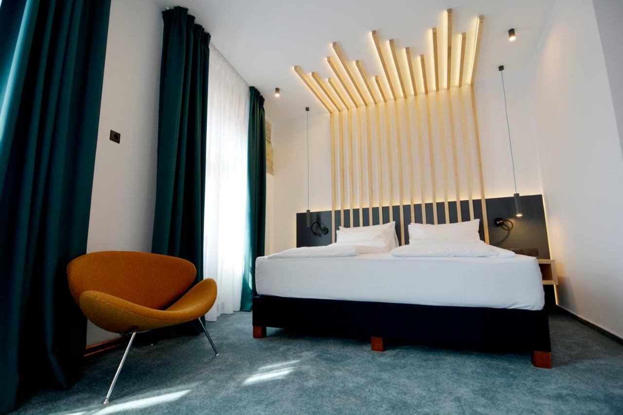 Kleines Hotel Nagyszeben Kültér fotó