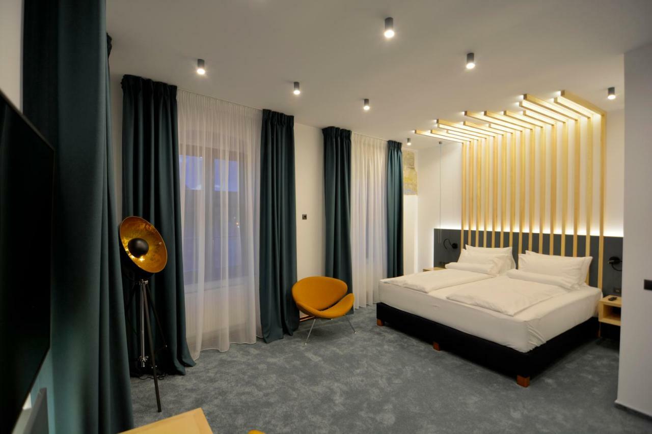 Kleines Hotel Nagyszeben Kültér fotó