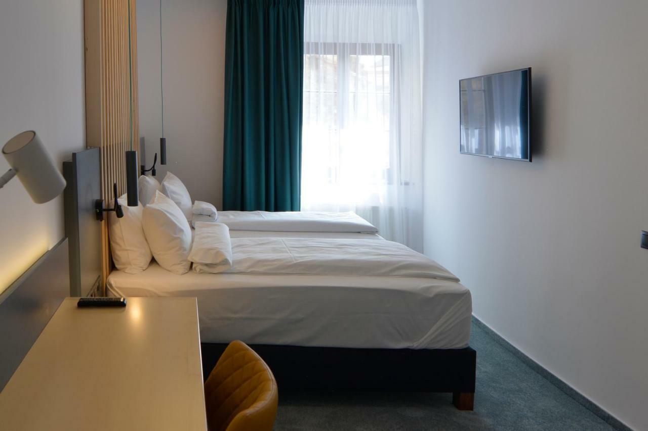 Kleines Hotel Nagyszeben Kültér fotó
