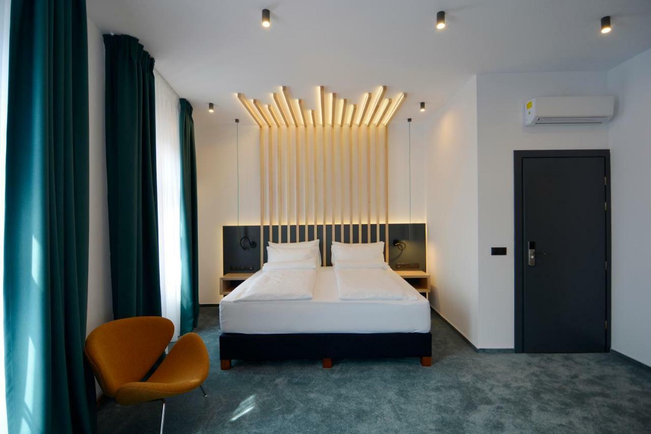 Kleines Hotel Nagyszeben Kültér fotó
