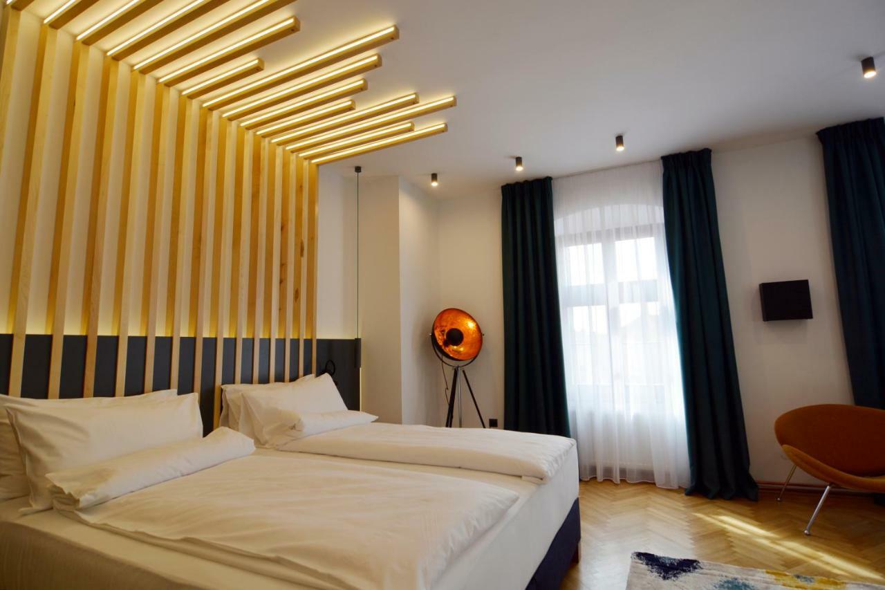 Kleines Hotel Nagyszeben Kültér fotó