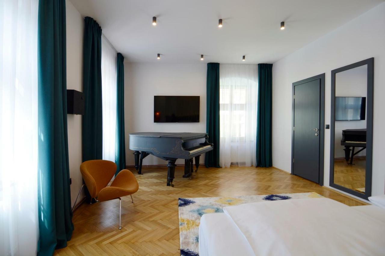 Kleines Hotel Nagyszeben Kültér fotó