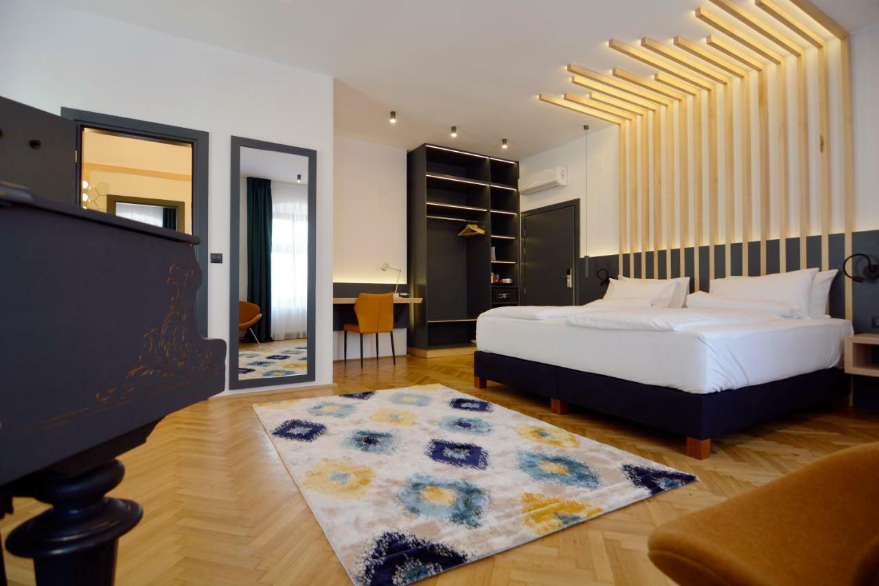 Kleines Hotel Nagyszeben Kültér fotó