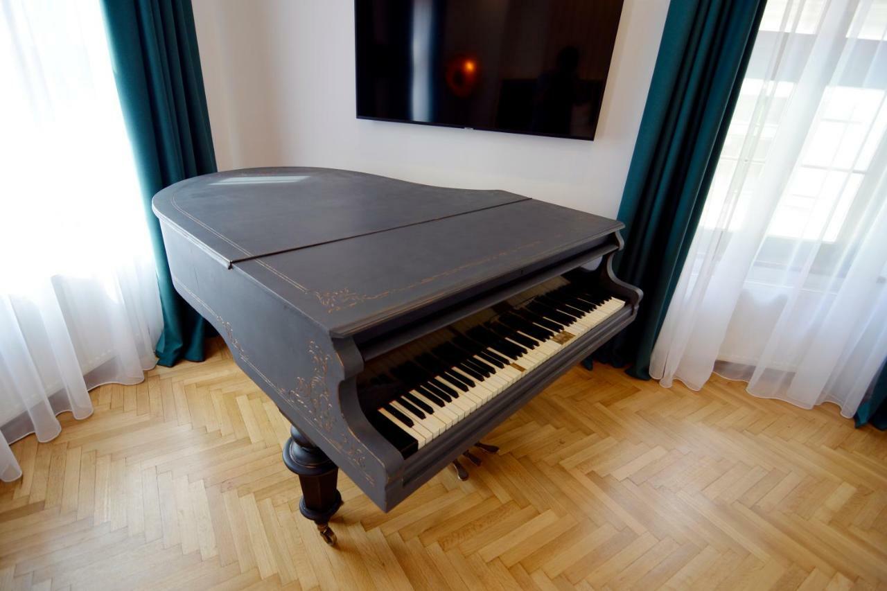 Kleines Hotel Nagyszeben Kültér fotó